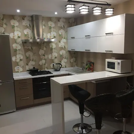 Private House In Apartment *